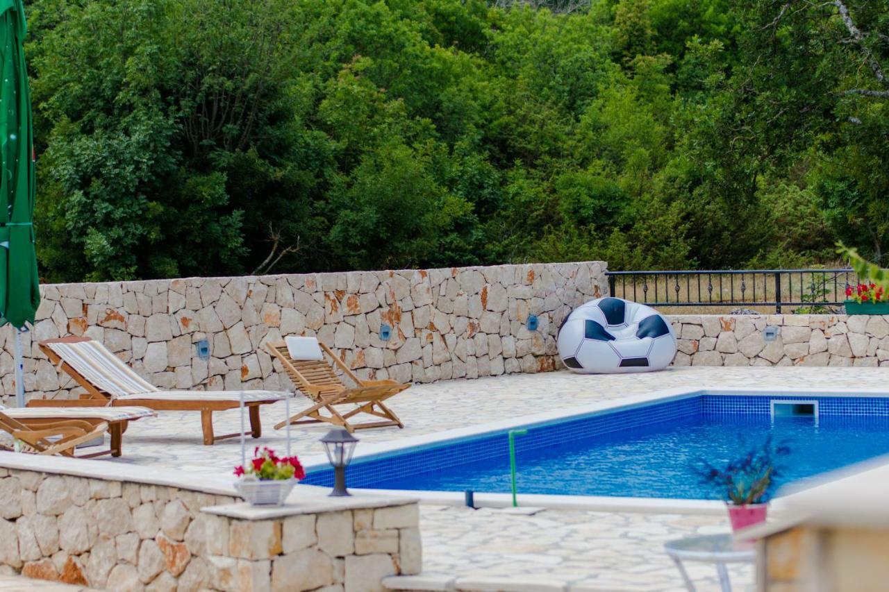 Relaxing Dalmatian House In Village Ljubitovica Exterior foto